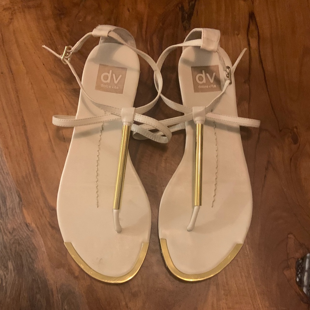 DV Dolce Vita flat sandal